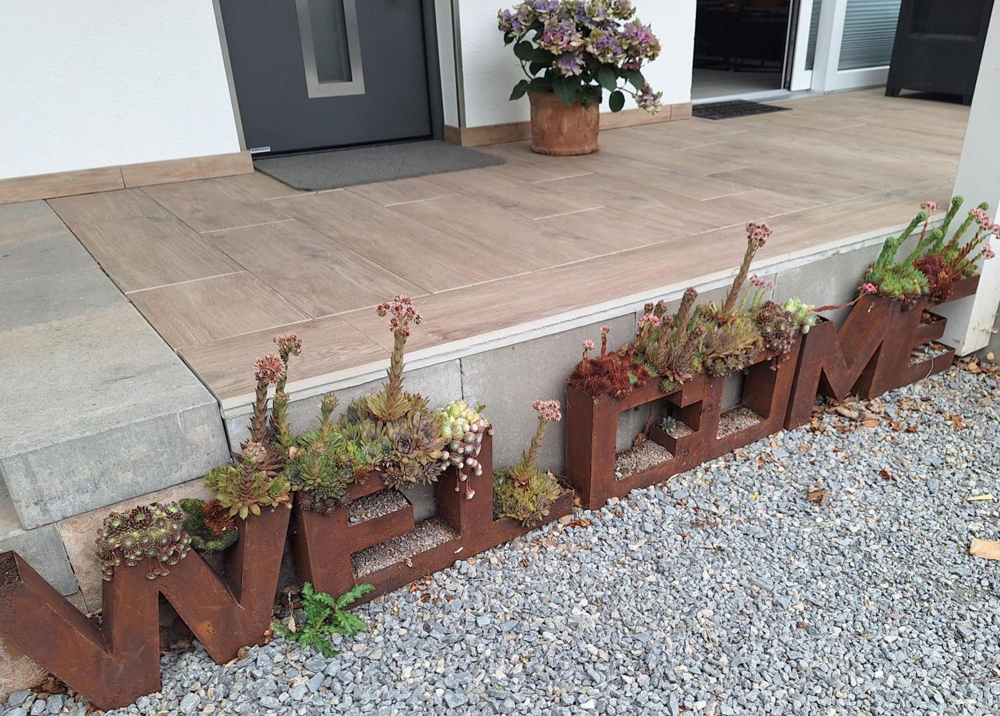 Auszeit Erfurt - Stilvoller Bungalow Mit Parkplatz - Zentrumsnah المظهر الخارجي الصورة